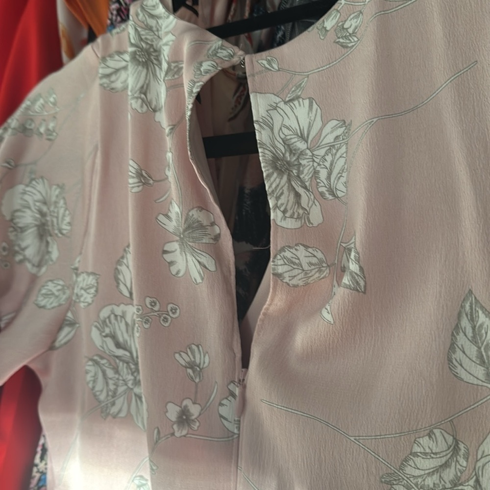 Pink floral dress - Picture 9 of 9